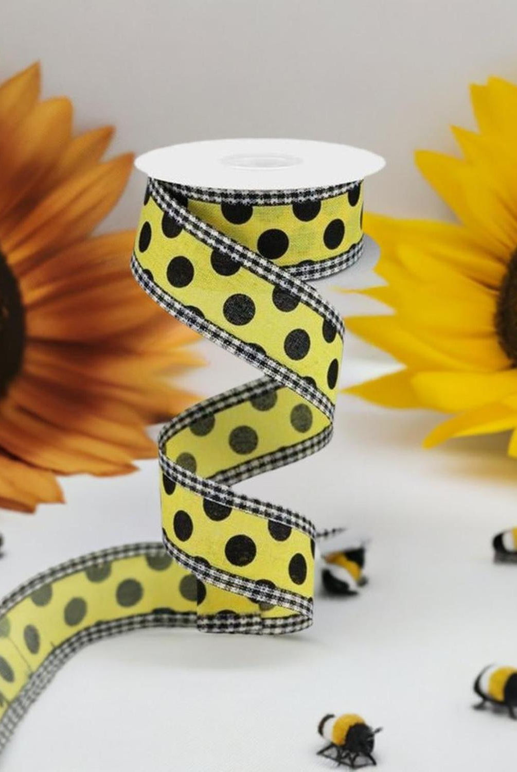 1.5" Medium Polka Dots Gingham Edge: Yellow & Black (10 Yards)