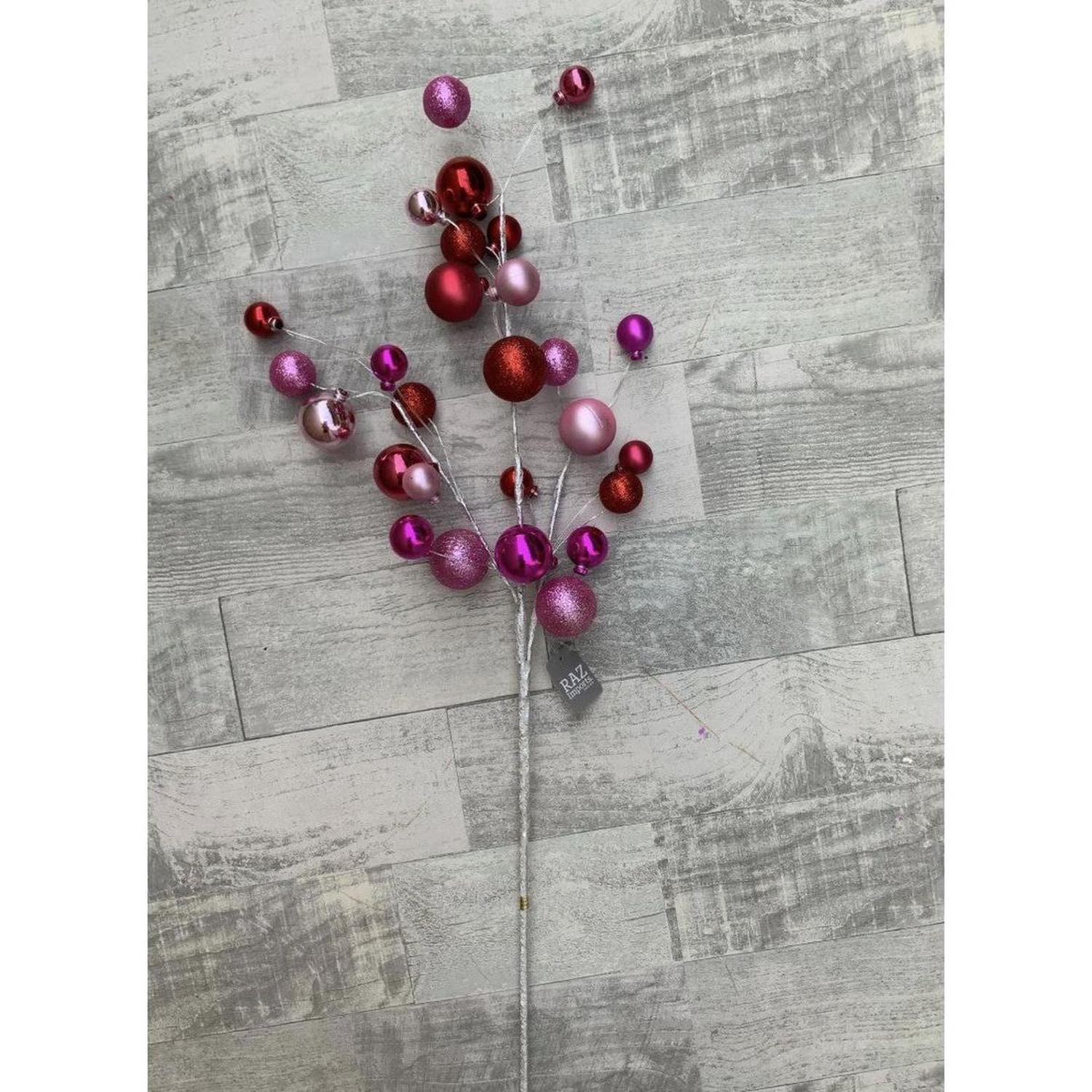 30" Pink and Red Ball Spray