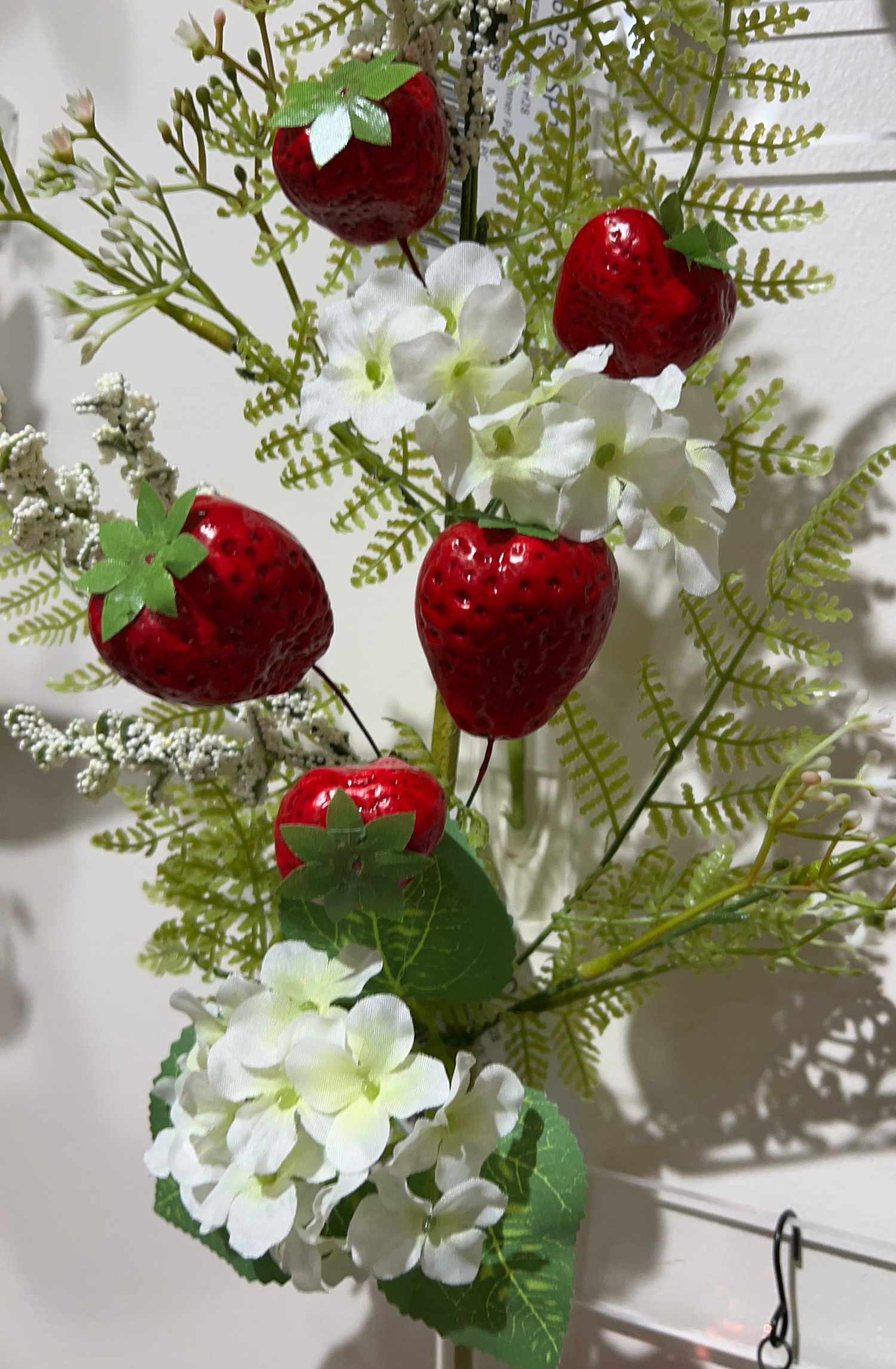 18in Strawberry and Hydrangea Spray