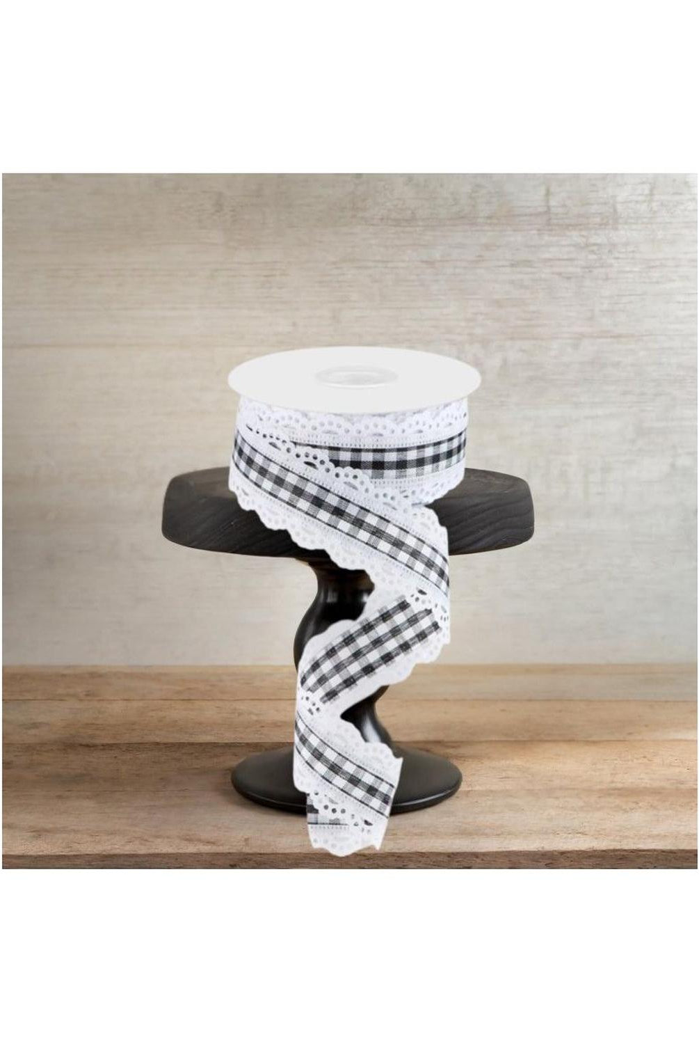 1.5" Scalloped Edge Gingham Ribbon: White (10 Yard)