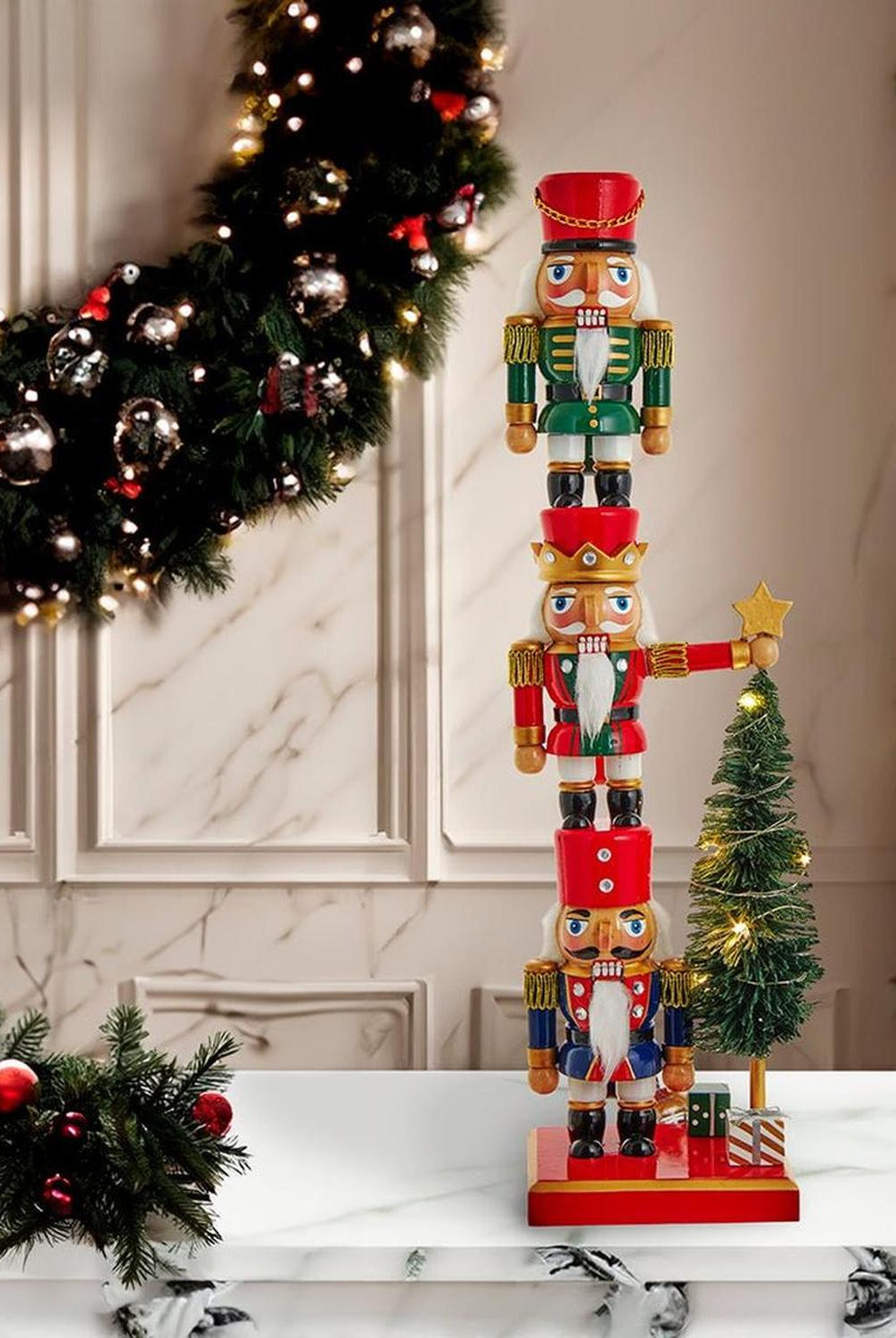 18" Battery-Operated Nutcracker With Tree