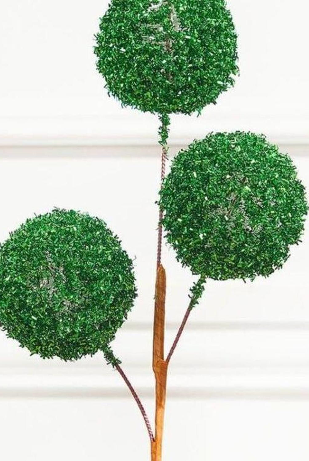 18" Green Tinsel Ball Pick
