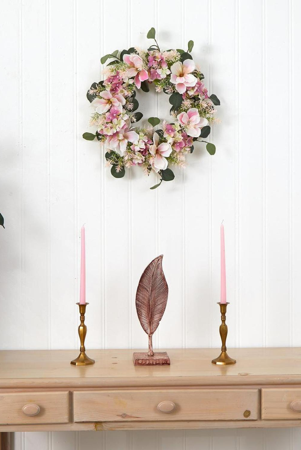 20” Hydrangea and Magnolia Artificial Wreath