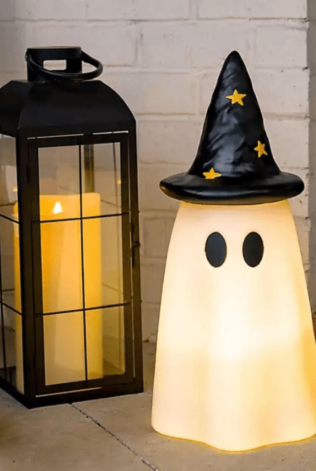 20" LED Outdoor Ghost