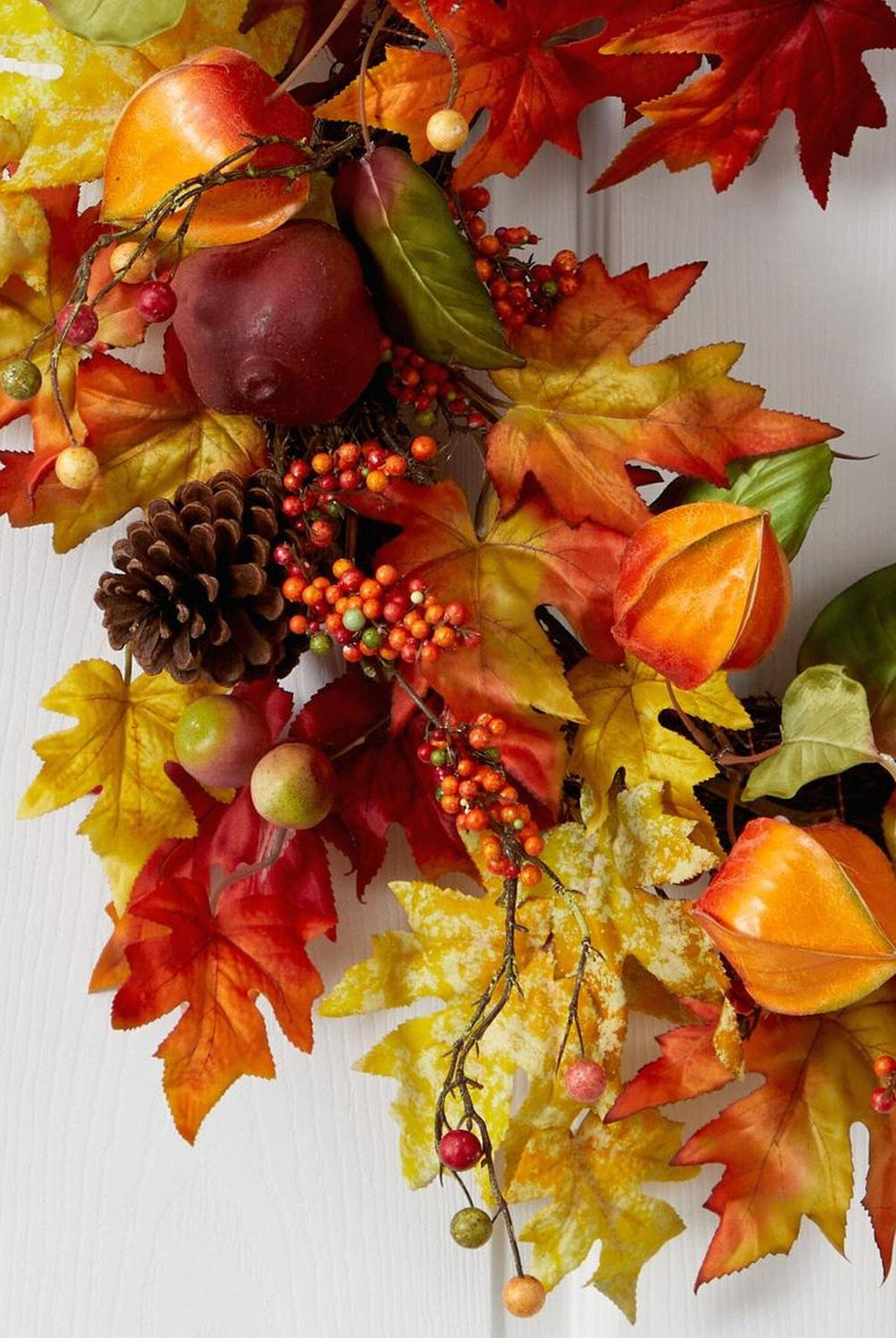 24” Autumn Maple Leaf and Berries Fall Artificial Wreath