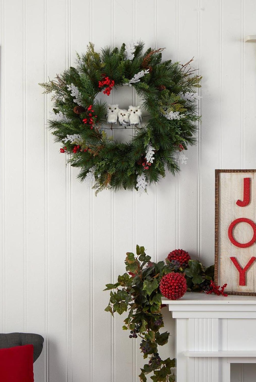 24” Holiday Winter Owl Family Pinecone Berry Christmas Artificial Wreath
