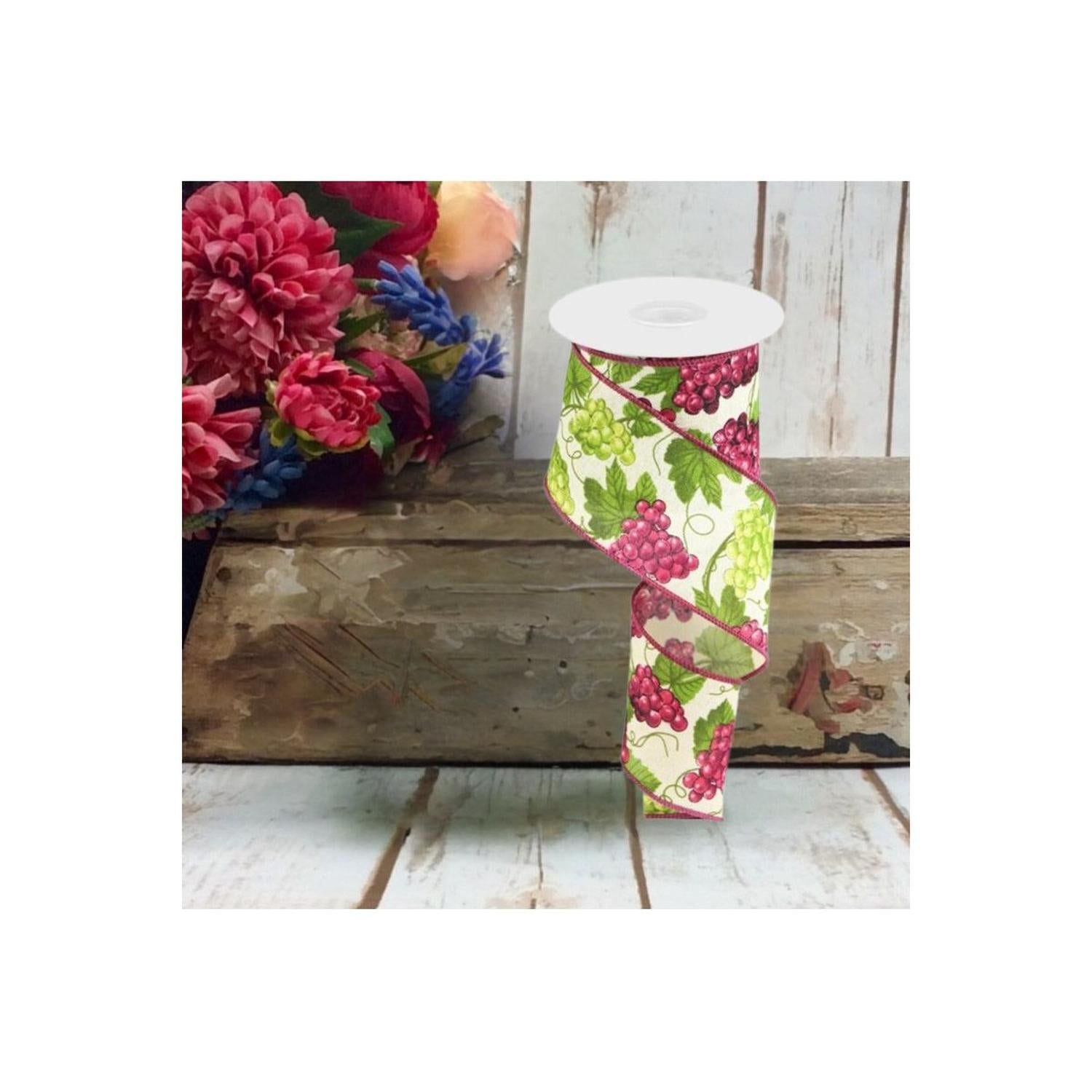 2.5" Grapes on Royal: Cream (10 Yards)