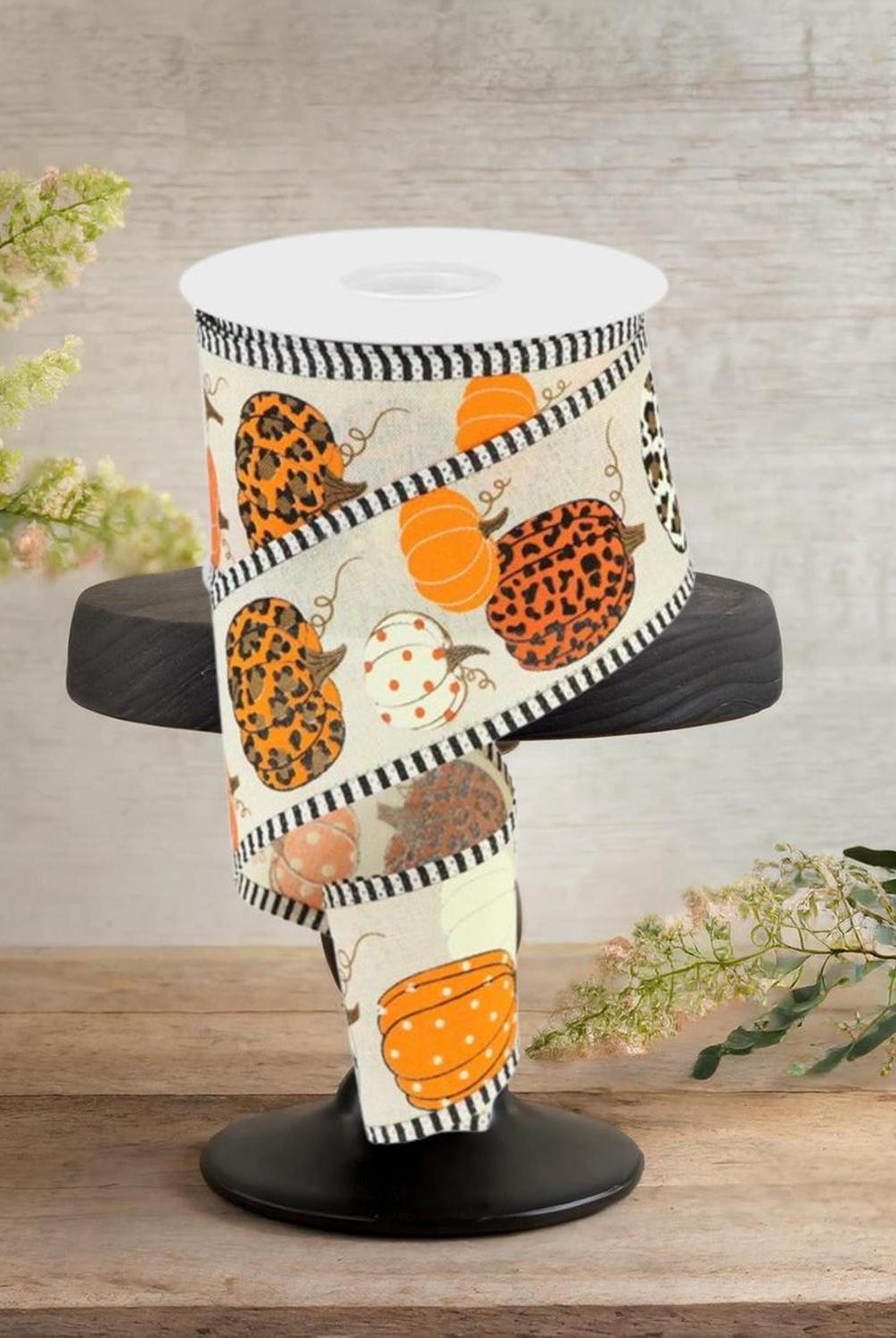 Shop For 2.5" Leopard Pumpkins Stripe Edge: Cream/Orange (10 Yards)