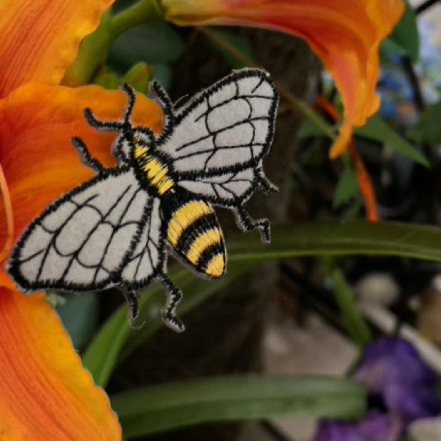 2.5in Felt Embroidery Honey Bee Garland (5 Yards)