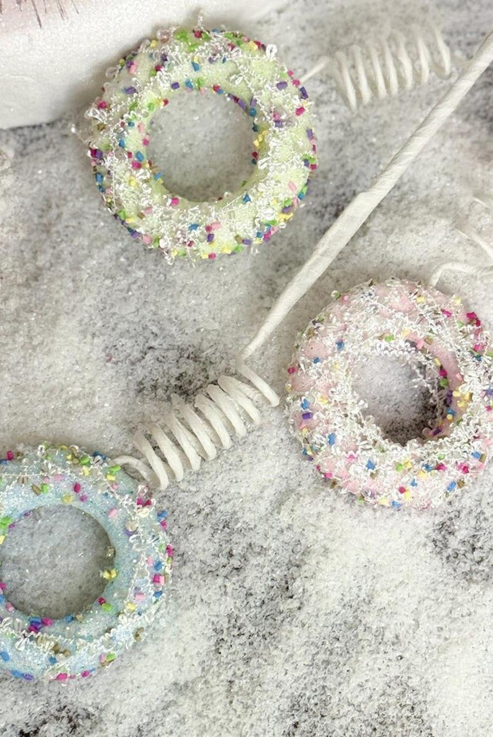 Shop For 26" Confetti Circle Sprinkle Stem at Michelle's aDOORable Creations