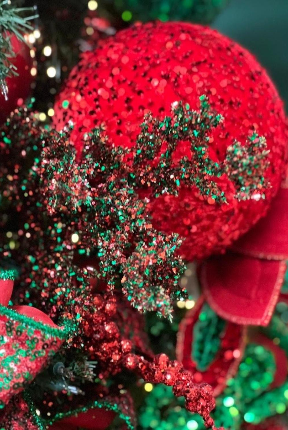 29" Red & Green Glitter Berry Spray