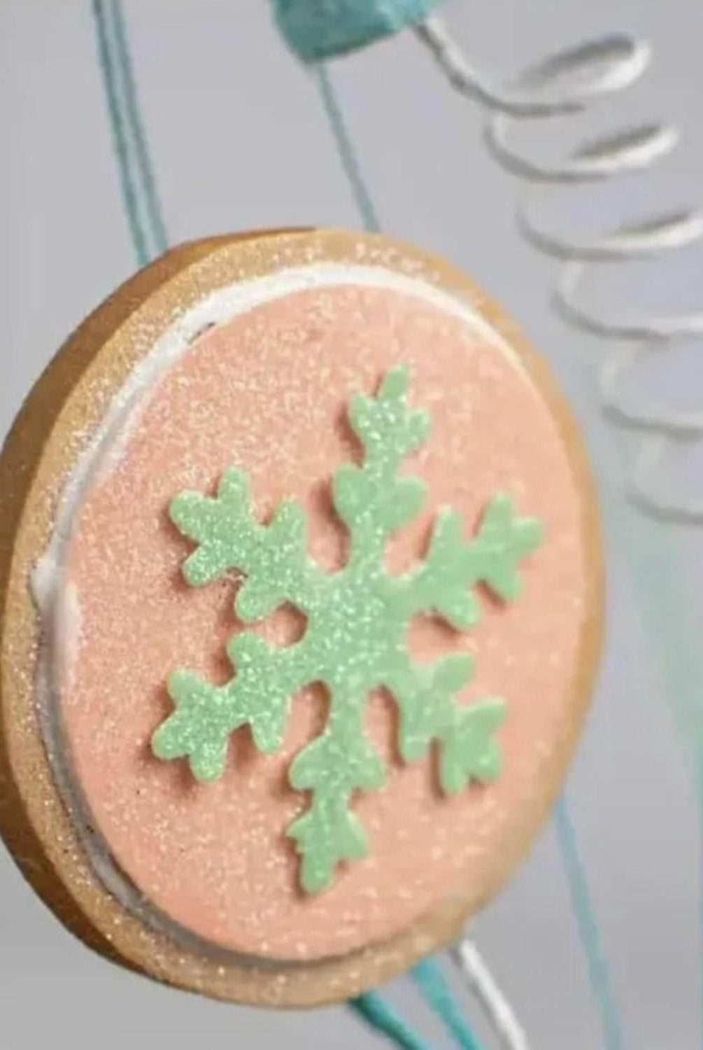 30” Snowflake Cookie Gumdrop Spray