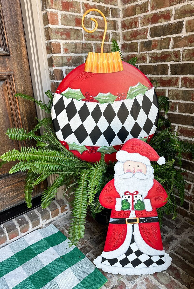 Shop For 30in Metal Elegant Santa (Stake/Hang/Easel)