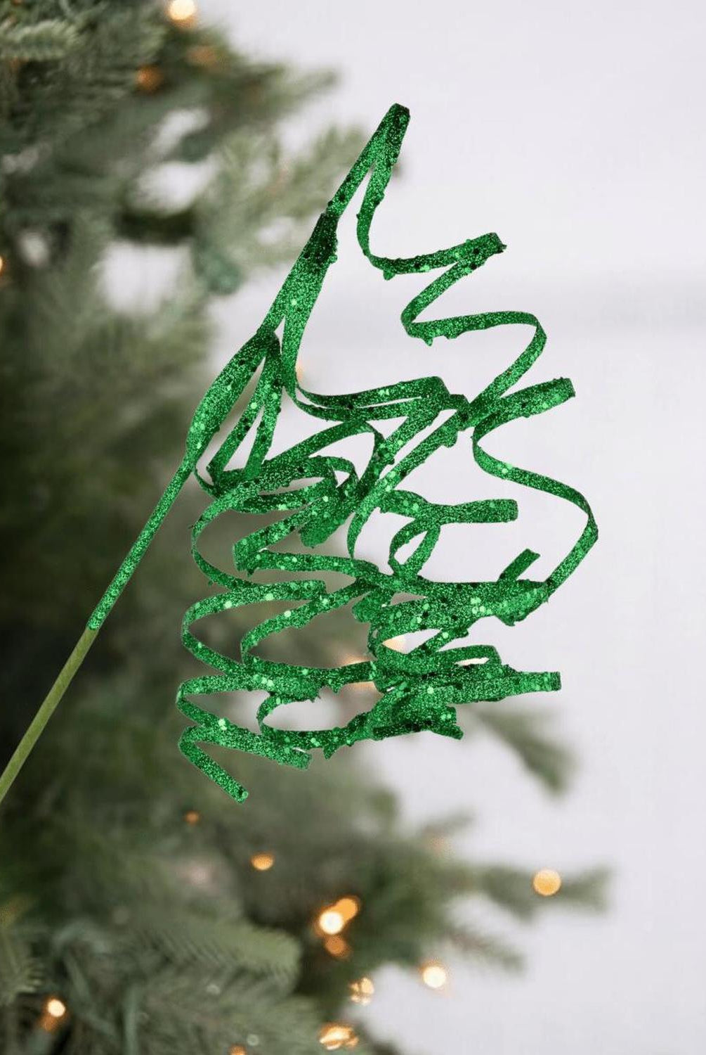 31" Curly Glitter Ribbon Spray: Emerald Green