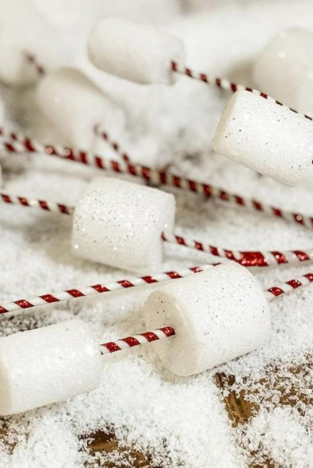 32" Glittered Marshmallow Spray