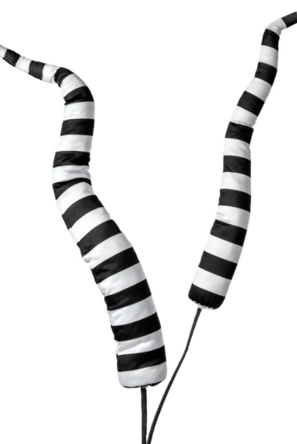 34" Stripe Horn Spray: Black & White