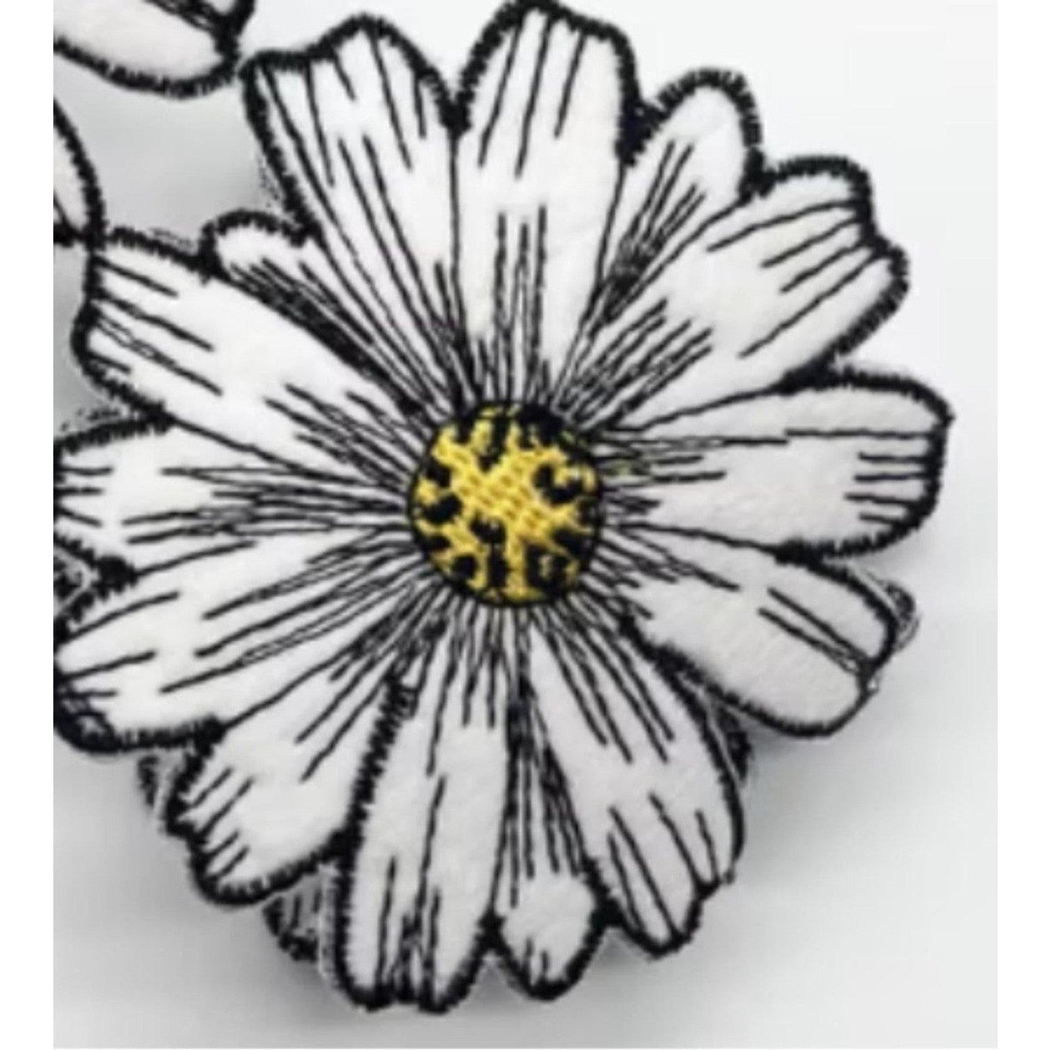 3in Felt Embroidery Daisy Garland (5 Yards)