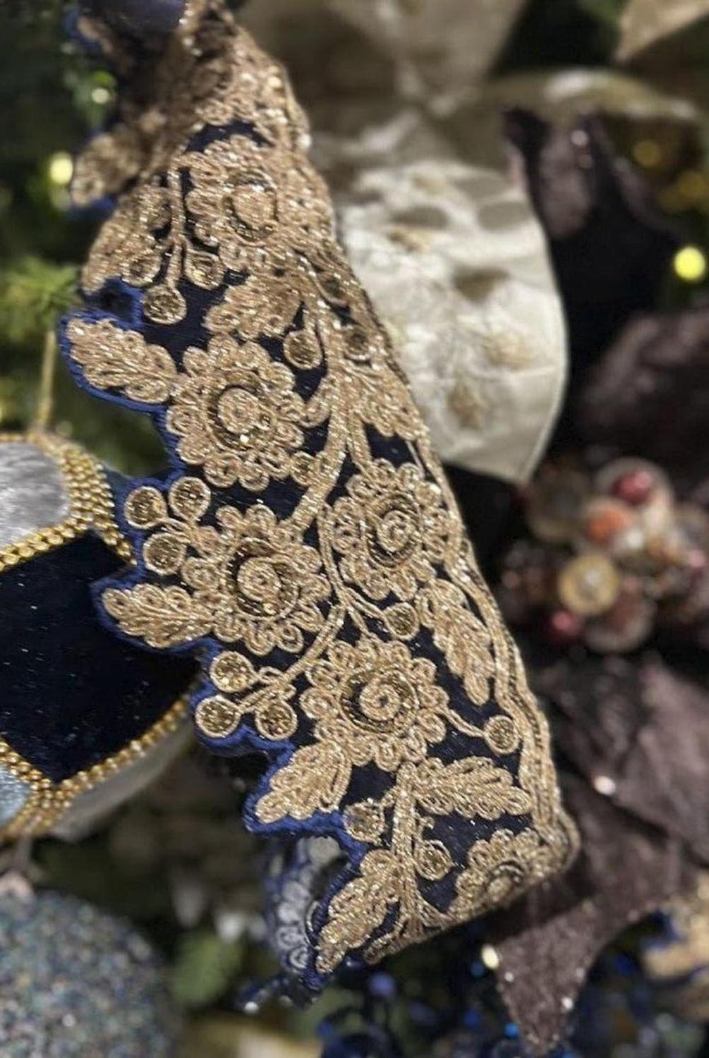 Shop For 4" Velvet Medallion Ribbon: Navy Blue (10 Yards)