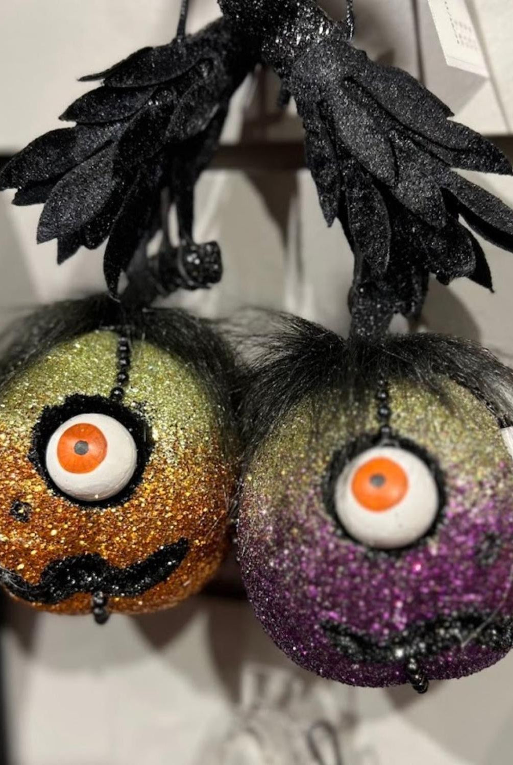 8" Glitter Pumpkin with Crow Hanger