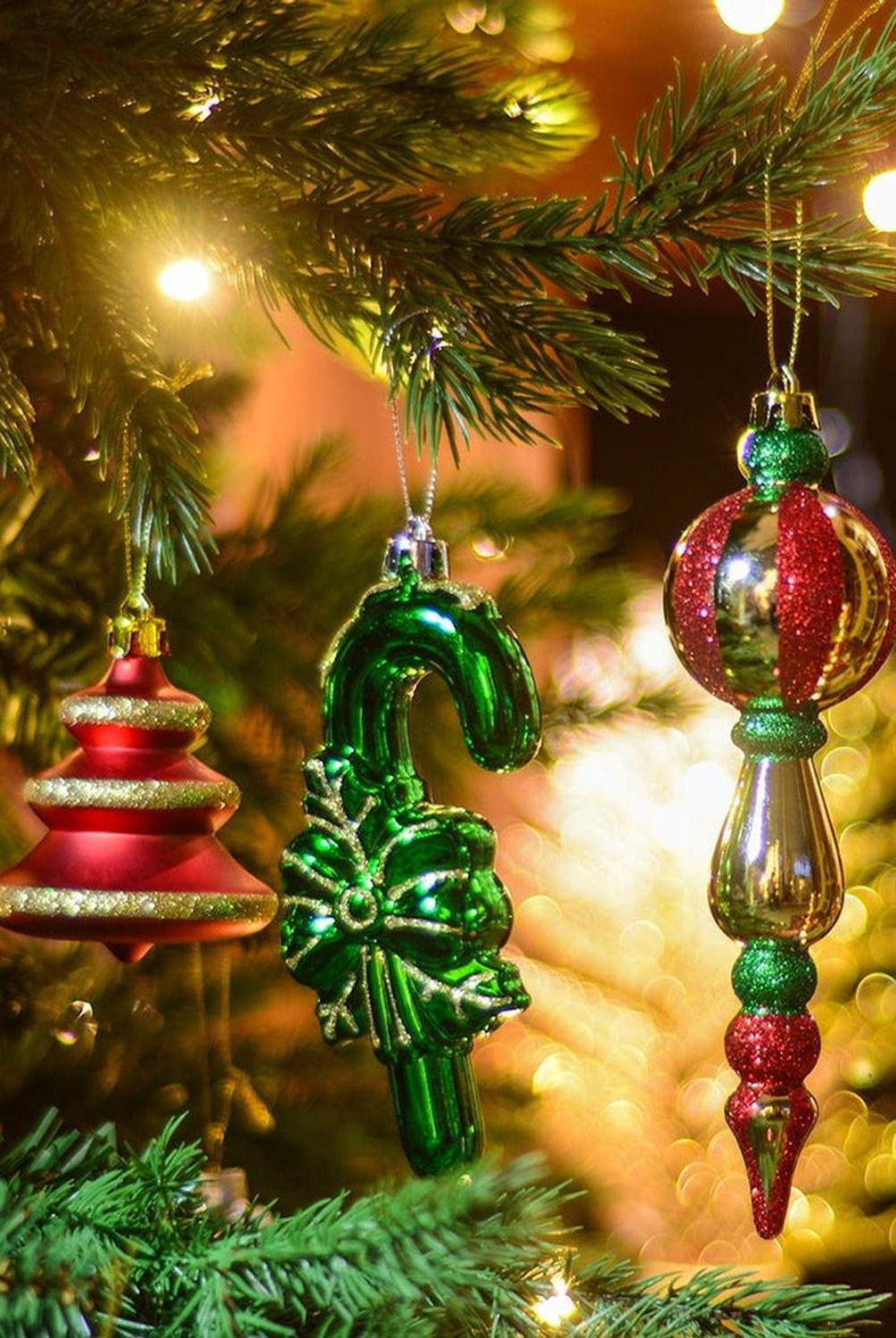 Christmas Sensation Mega Holiday Ornament Set, 108 Unique Baubles, Trees, Candycanes, and Snowflakes