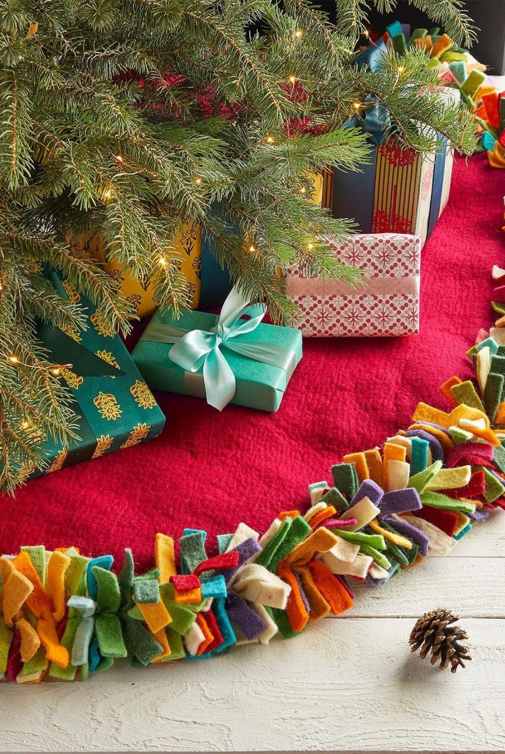 Handmade Felt Multicolor Fringe Border Red Wool Christmas Tree Skirt Arcadia Home