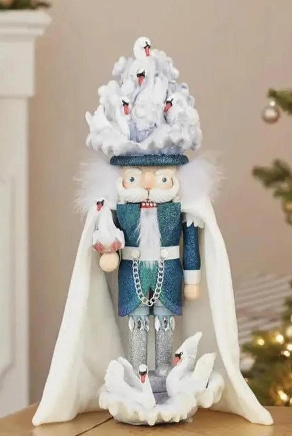 Kurt Adler 18" Hollywood Nutcrackers™ Seven Swans Swimming