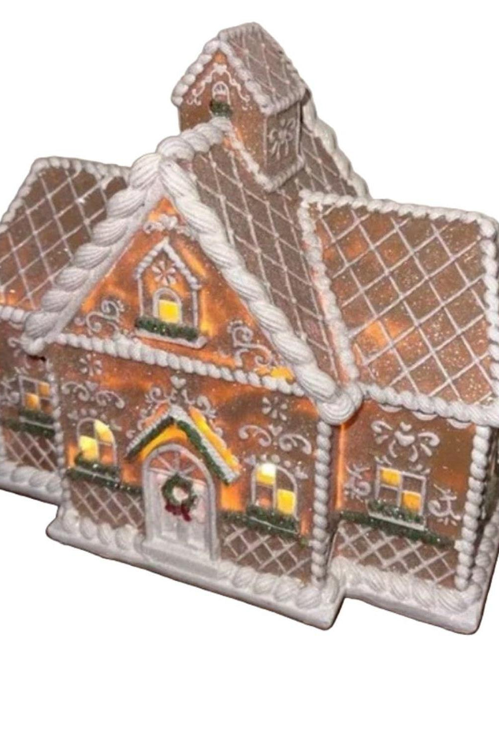 LED Lighted House w/Berry