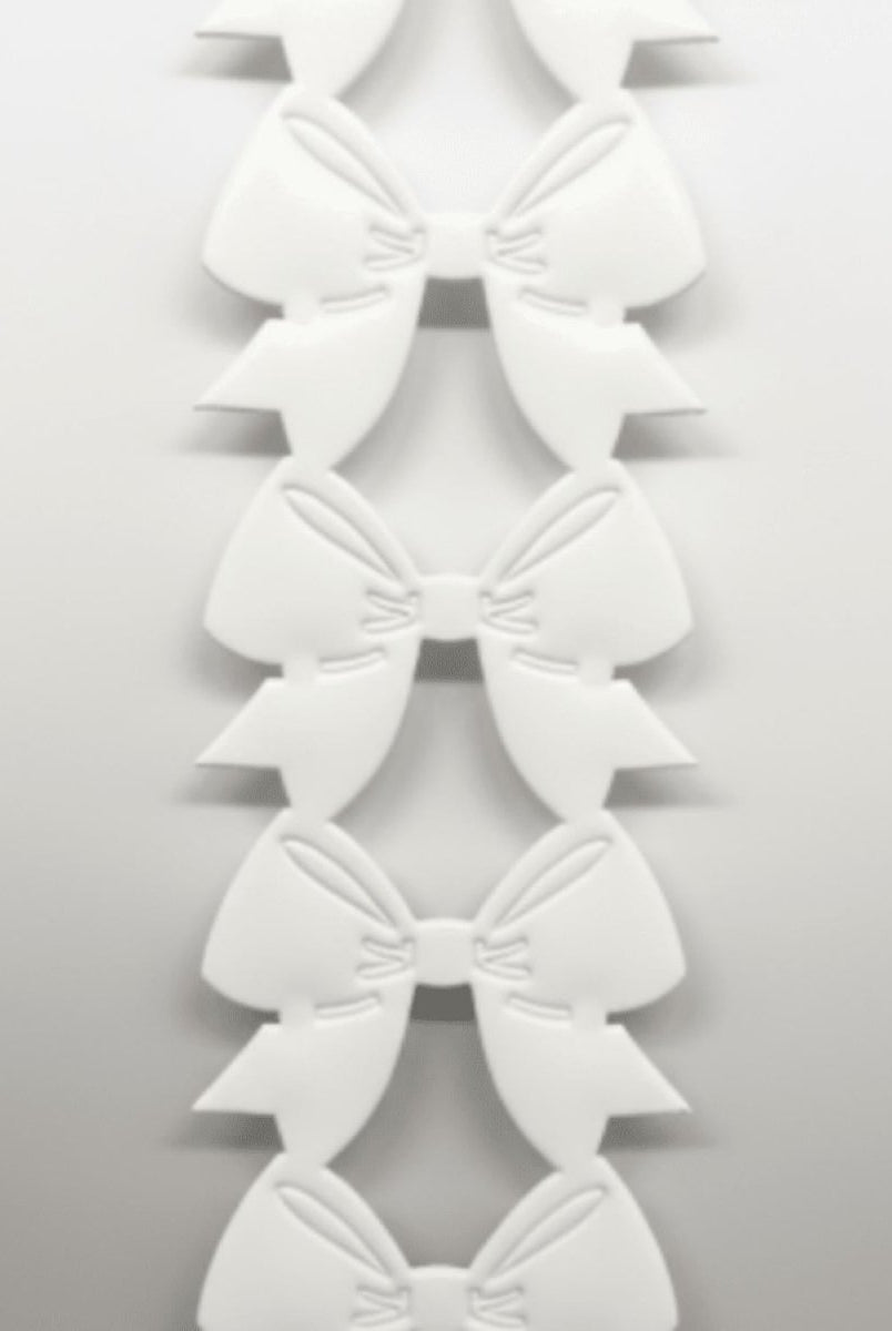Shop For Metallic Vinyl Puffy Bow Garland Streamer