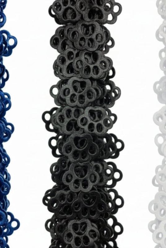 Shop For Metallic Vinyl Puffy Paw Garland Streamer