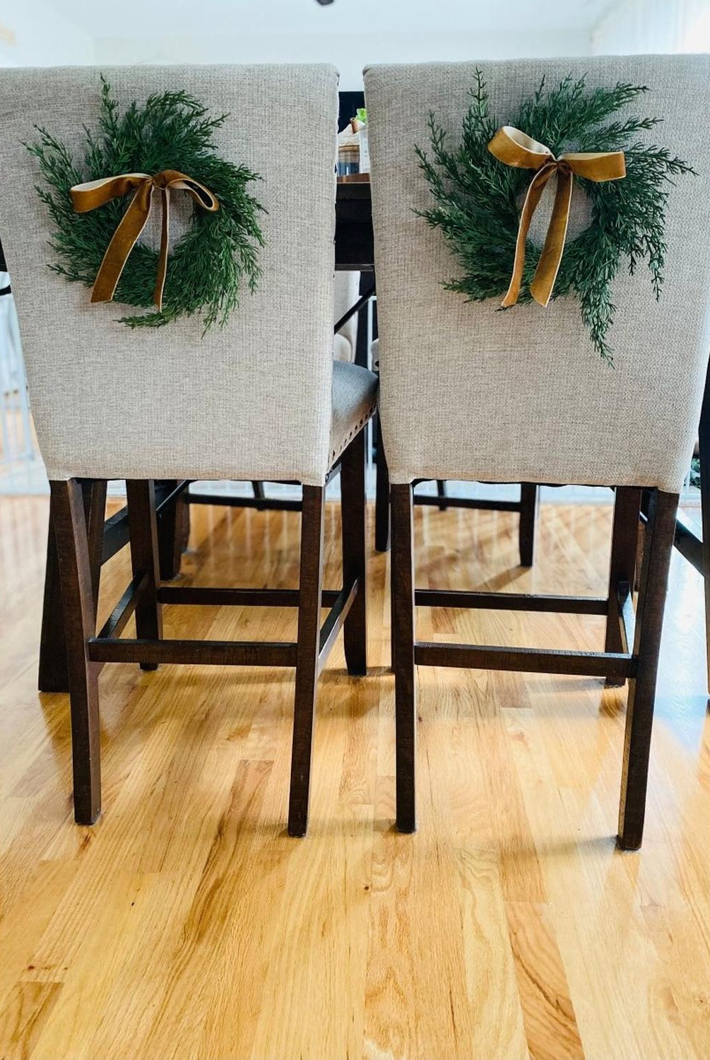 Mini Christmas Cabinet Wreath