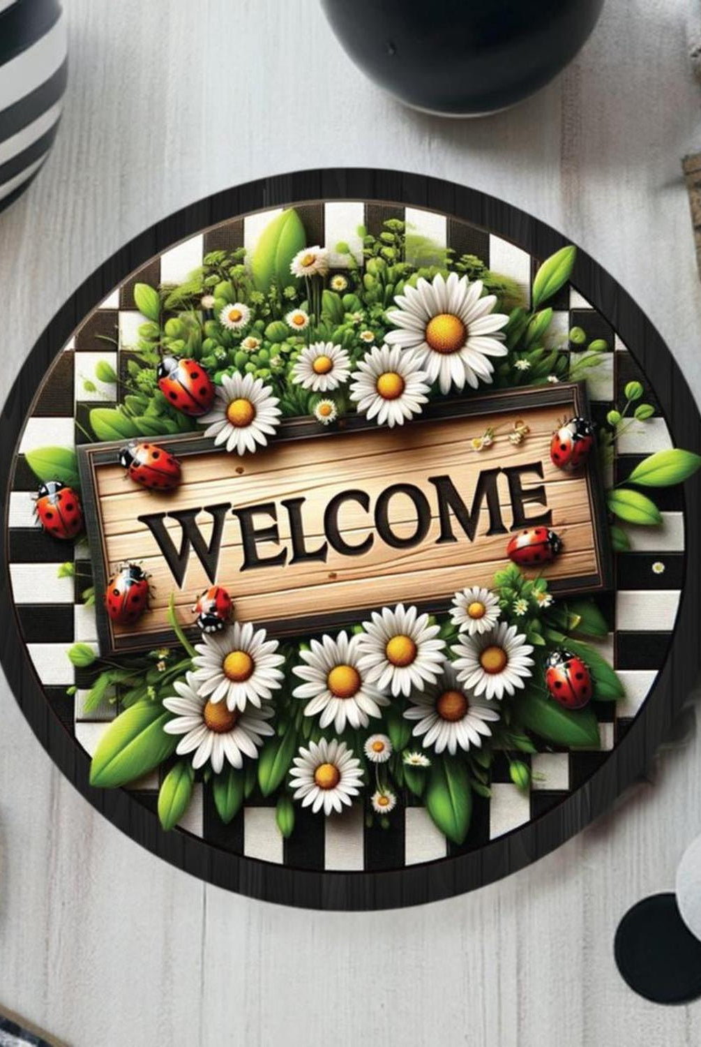 Welcome Ladybug Daisy Round Sign
