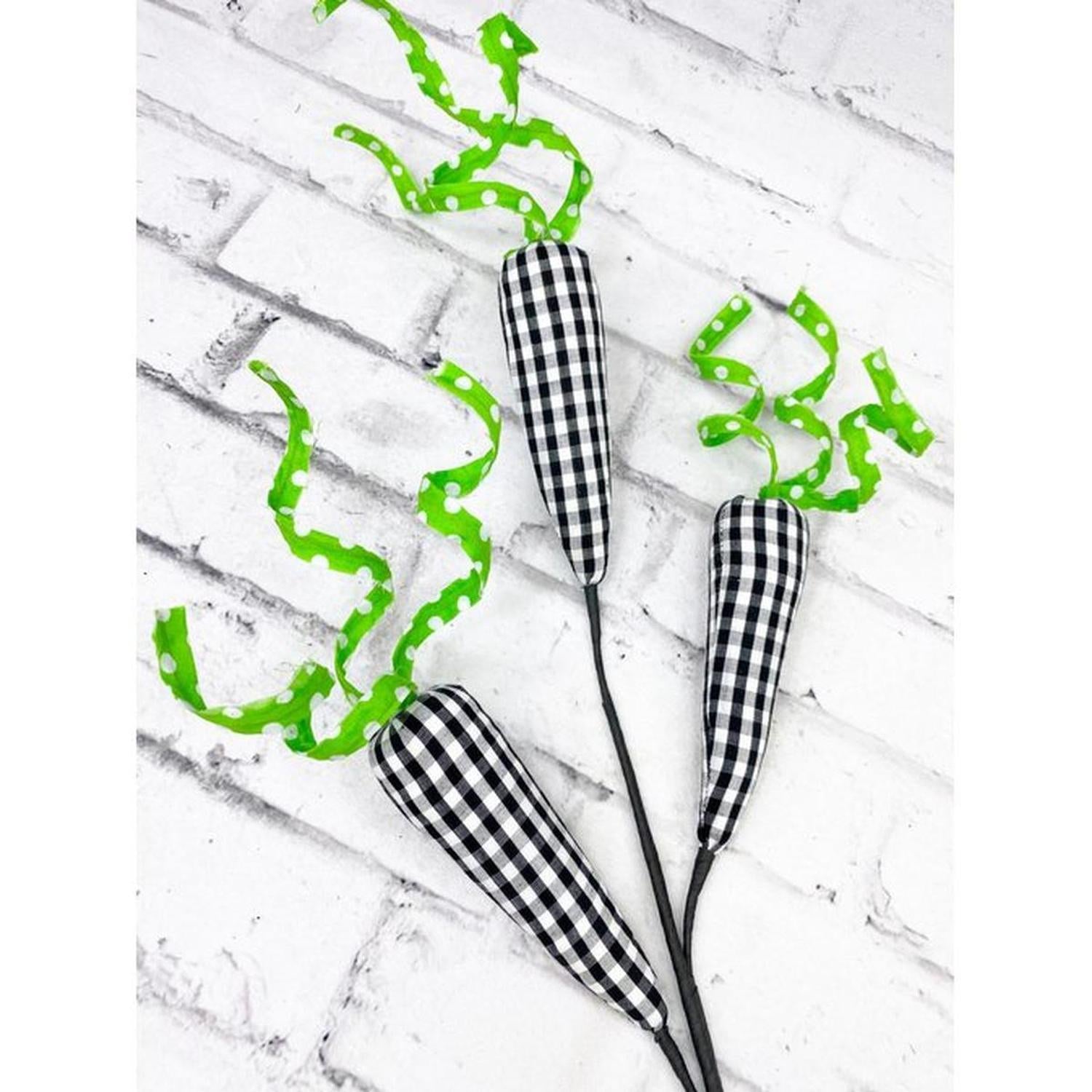 Shop For 29" Checker Carrot Spray: Black/White at Michelle's aDOORable Creations