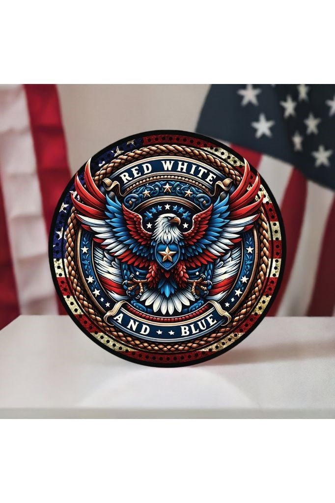 Revamp Your Living Room with Michelle's Americana Decor Style - Michelle's aDOORable Creations