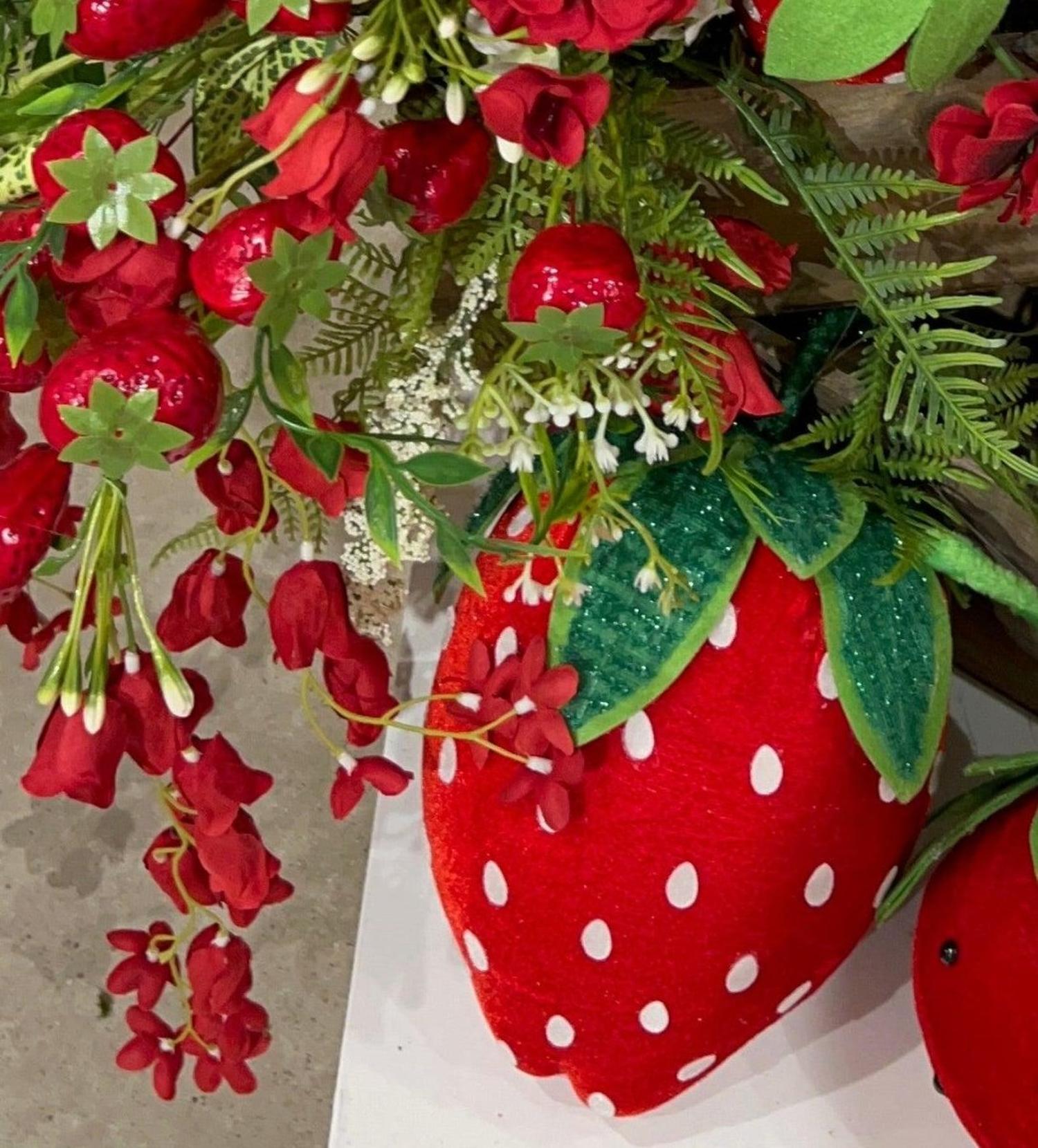 11in Plush Strawberry Accent