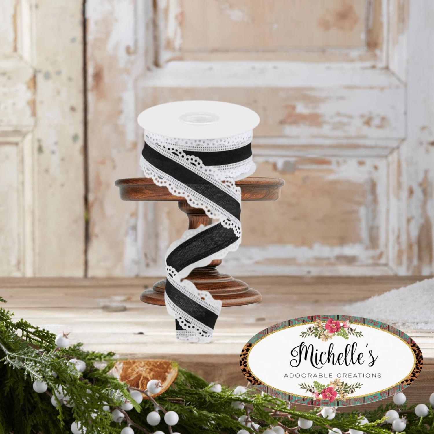 Shop For 1.5" Scalloped Edge Ribbon: Black/White (10 Yard)