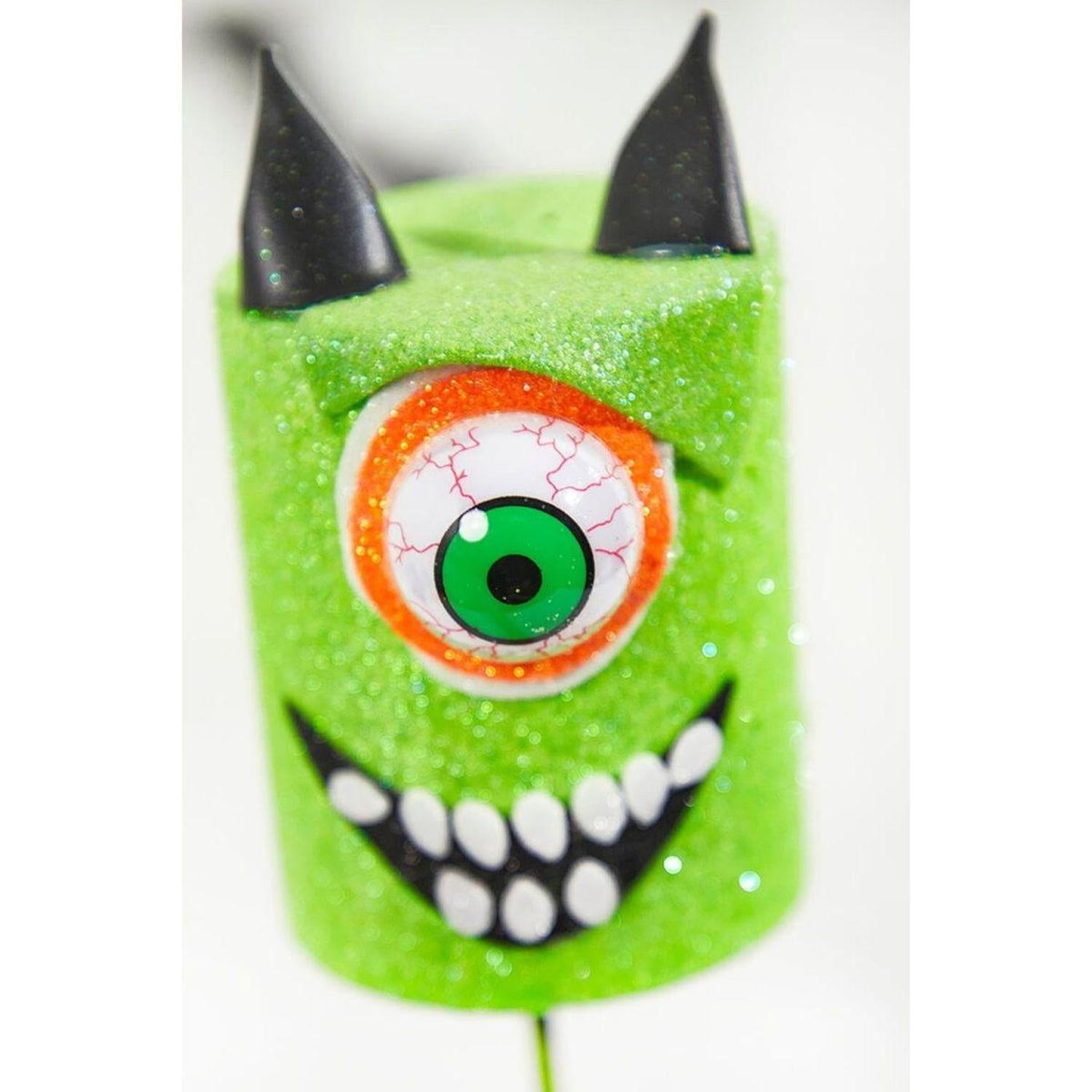 18" Evil Eye Marshmallow Spray: Green