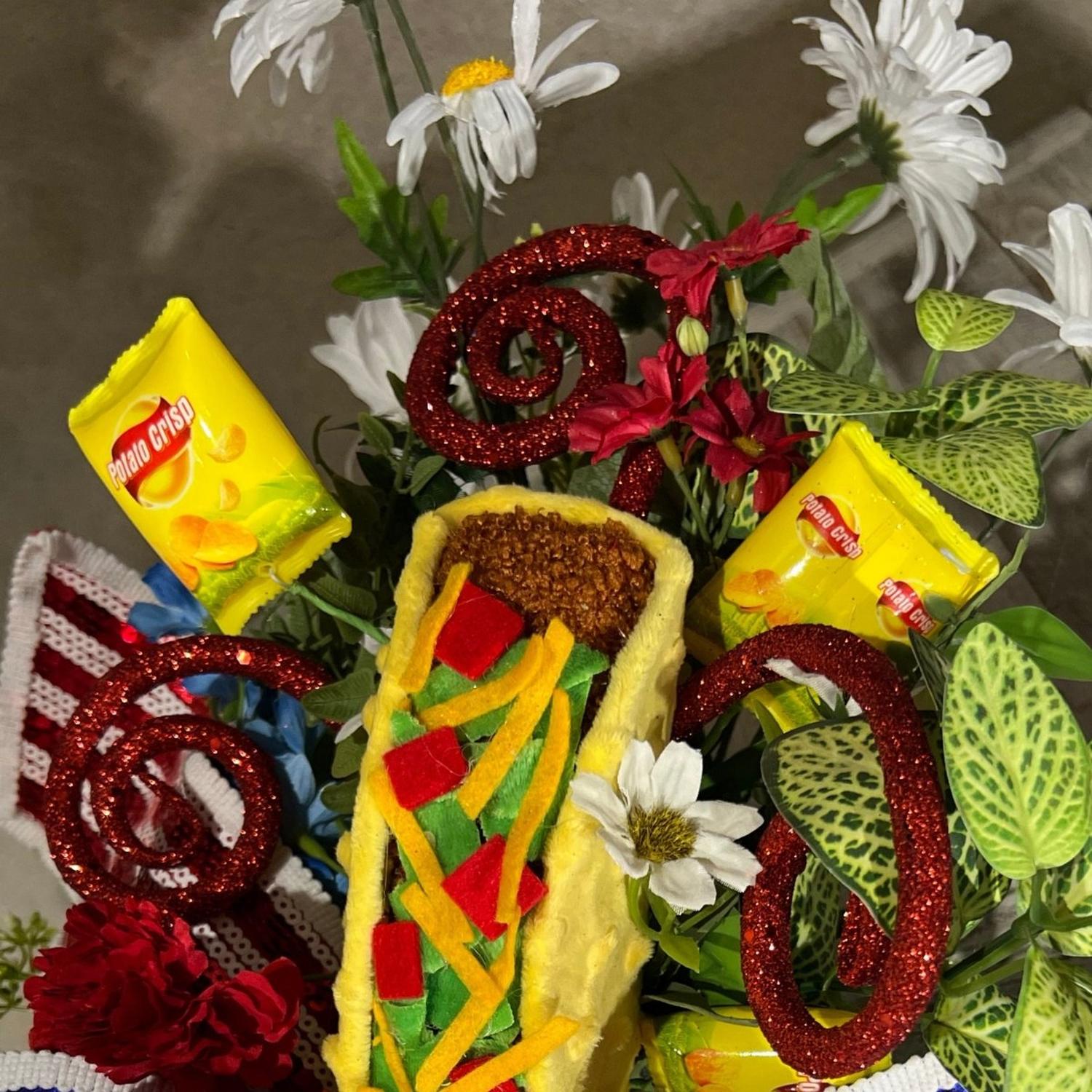 18in Mini Artificial Potato Chips Bag Pick