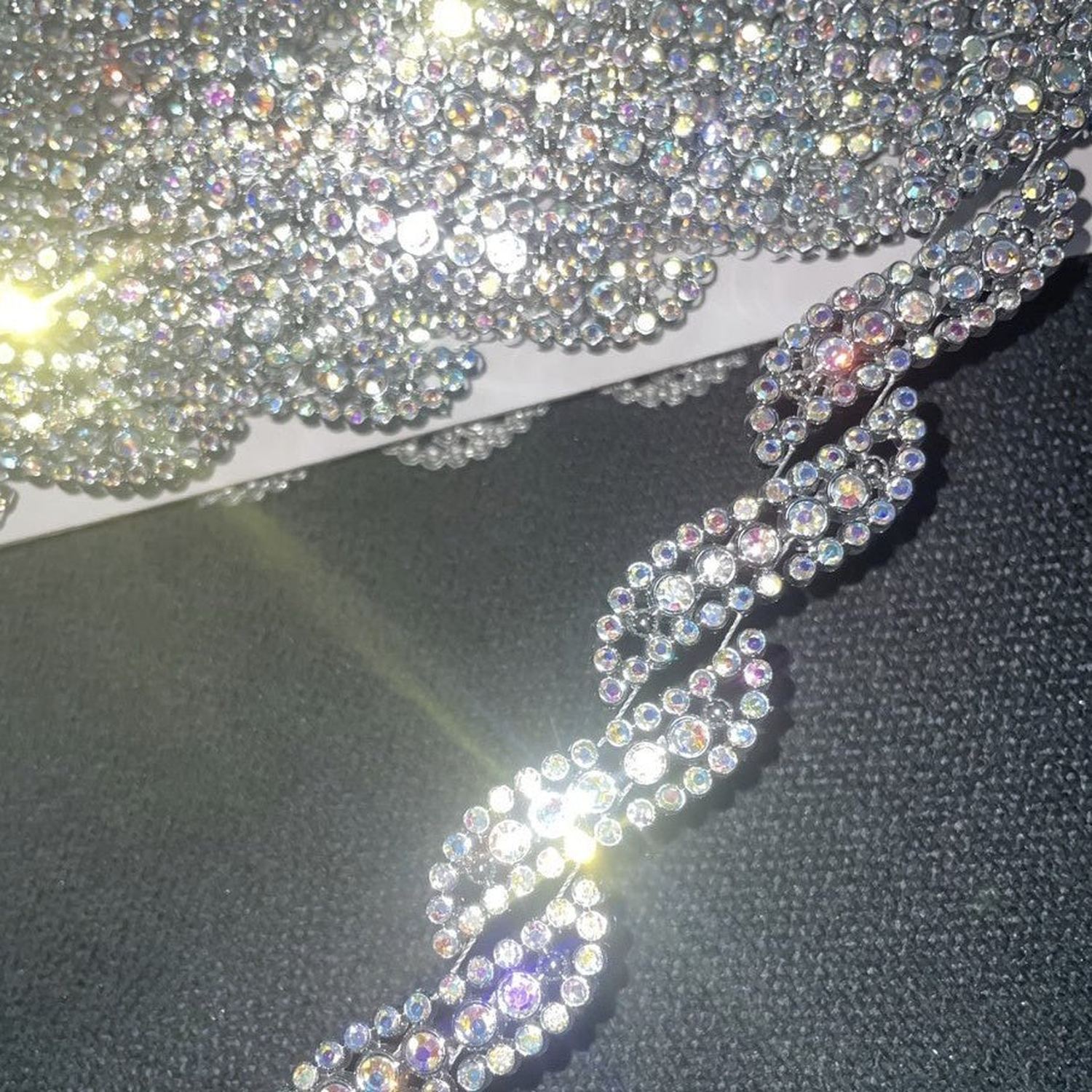 Shop For 1in Plastic Rhinestone Chain (1 Yard)