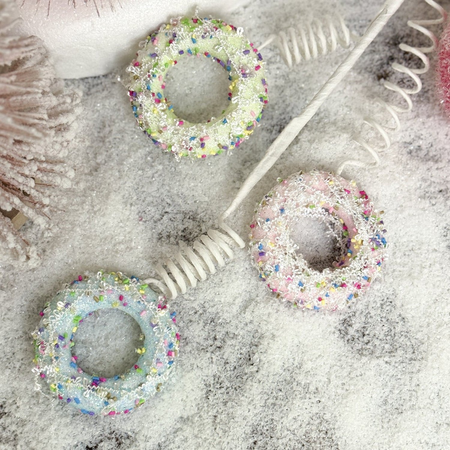 Shop For 26" Confetti Circle Sprinkle Stem at Michelle's aDOORable Creations