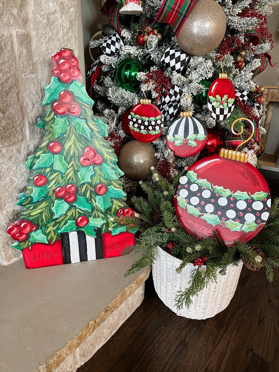 Shop For 30in Metal Elegant Holly Berry Tree (Stake/Hang/Easel)