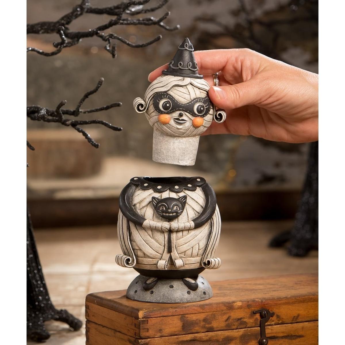 Shop For Grinning Mumma Mia Spooks Jar