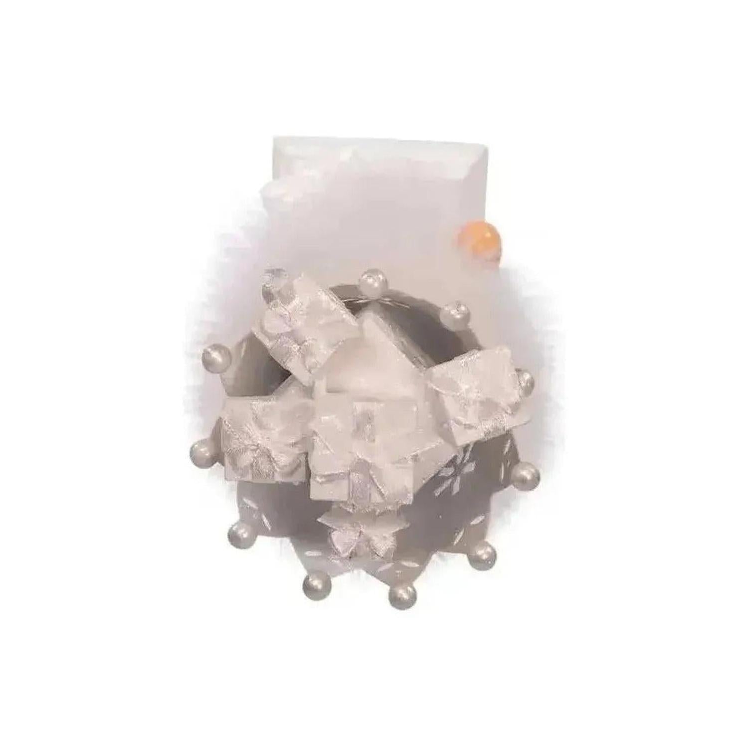 Kurt Adler 18" Hollywood Nutcrackers™ White King With Gifts Nutcracker