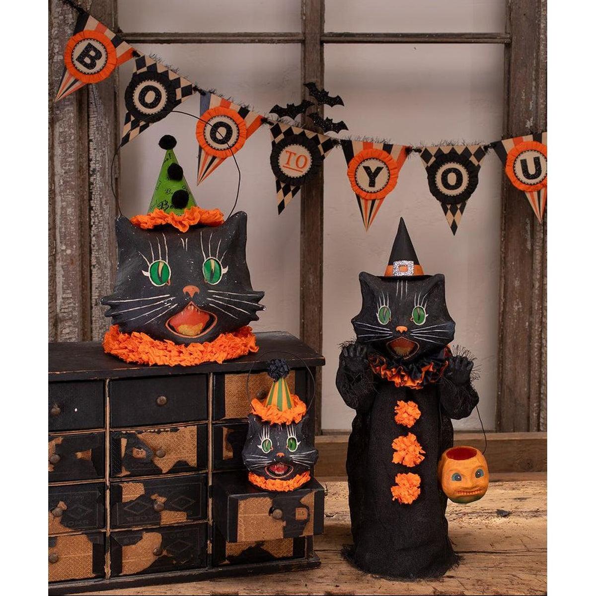 Shop For Medium Scaredy Cat Ghoul Figurine