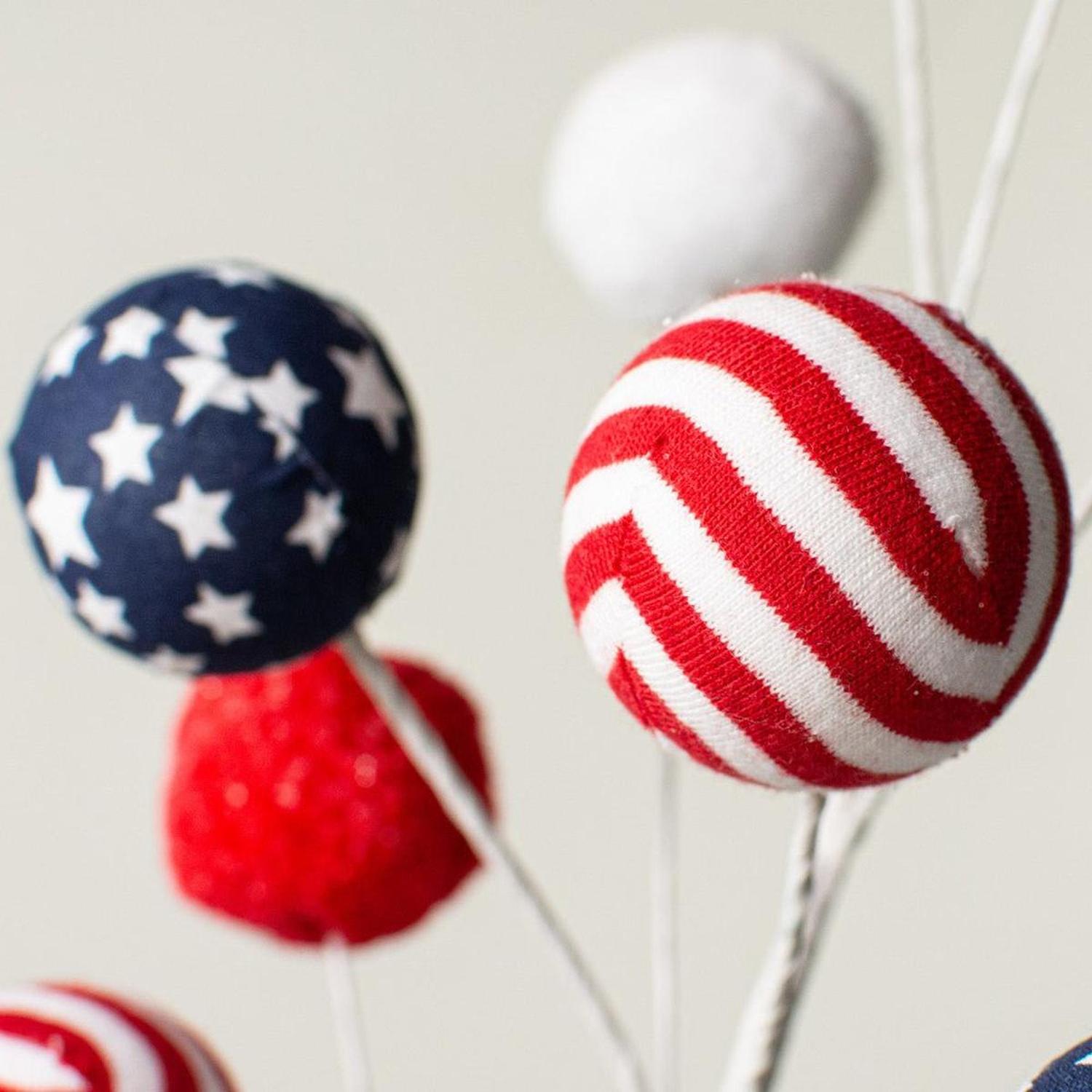 26" Stars & Stripe Ball Spray: RWB